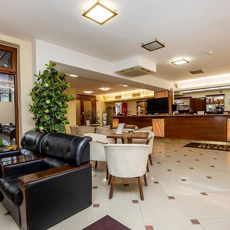 Hotel Boss Жиліна Екстер'єр фото