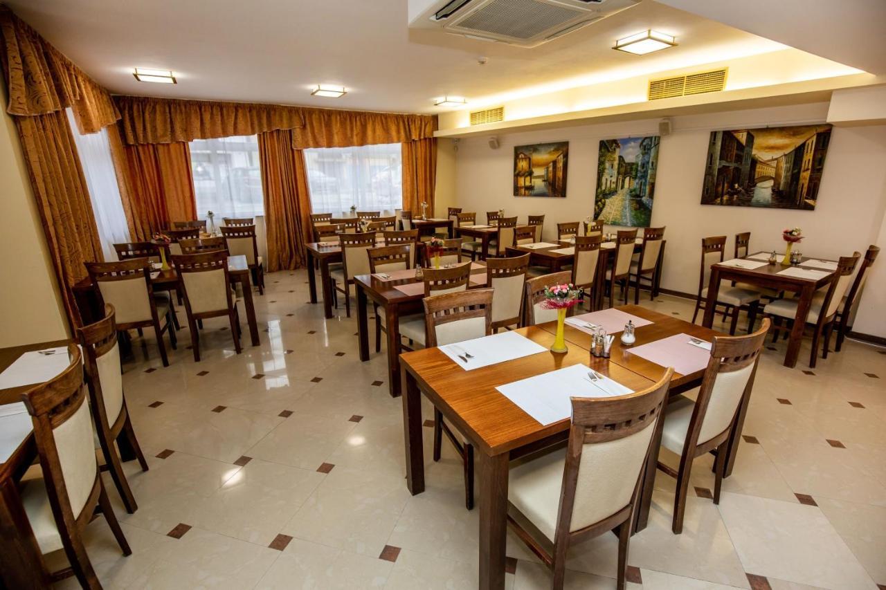 Hotel Boss Жиліна Екстер'єр фото