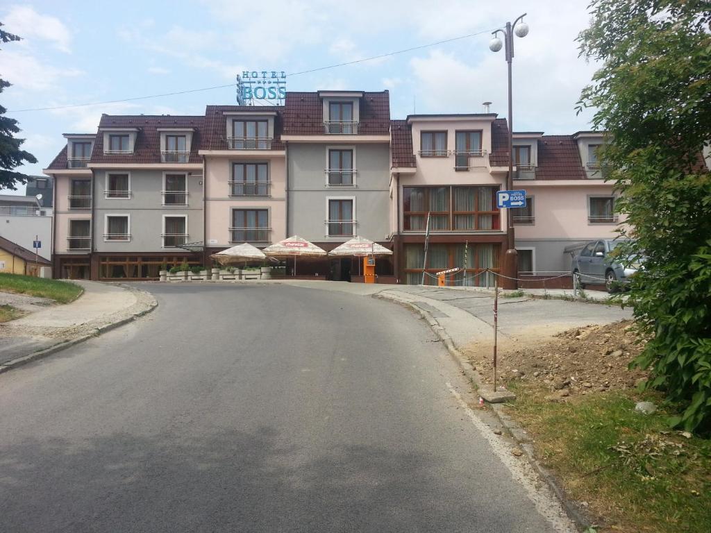 Hotel Boss Жиліна Екстер'єр фото